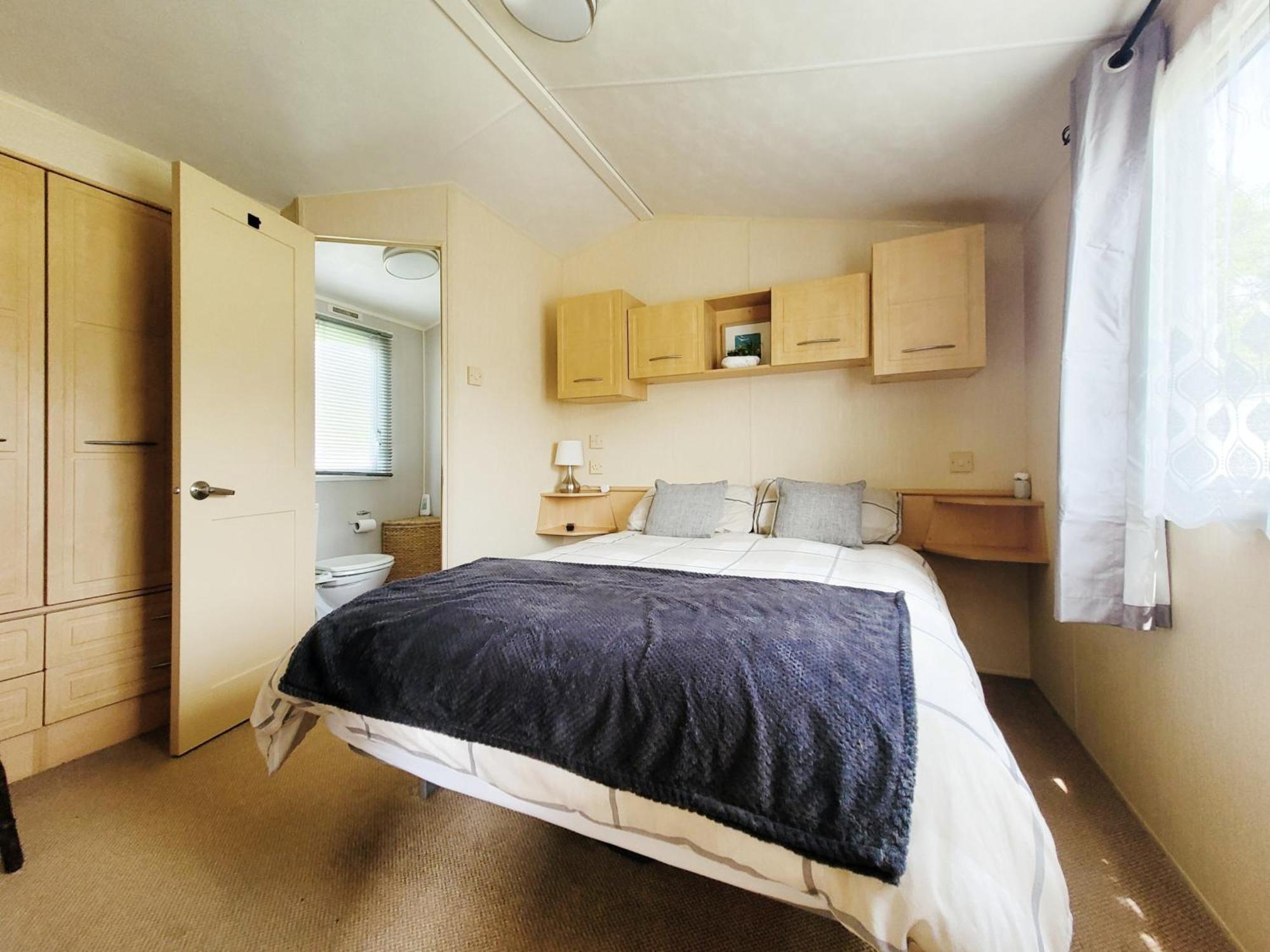 Lakeside Cotswold Holiday Home Cirencester Buitenkant foto