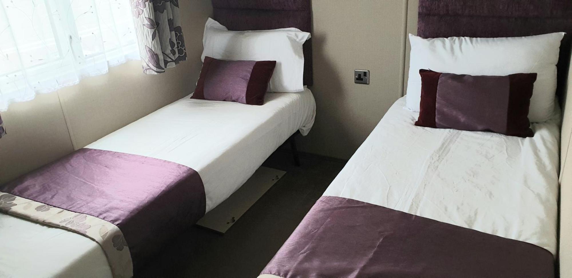Lakeside Cotswold Holiday Home Cirencester Kamer foto